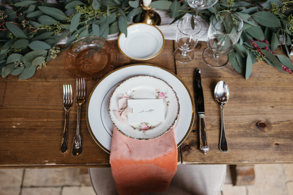 Renting plates or using your personal collection for eco-friendly dining wedding